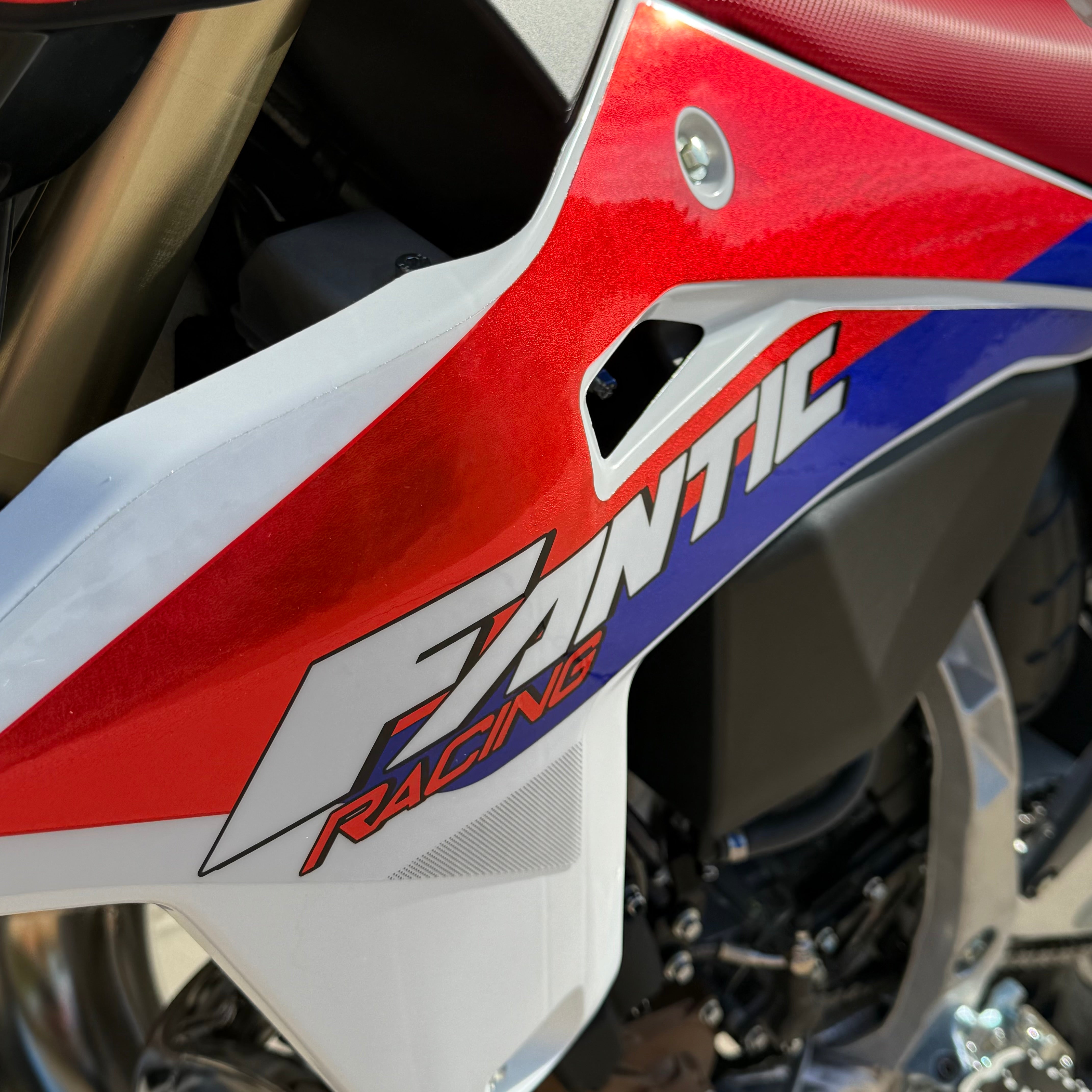 2027 XE300