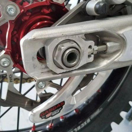 Quick Adjust Axle Block Set - Rieju/GasGas