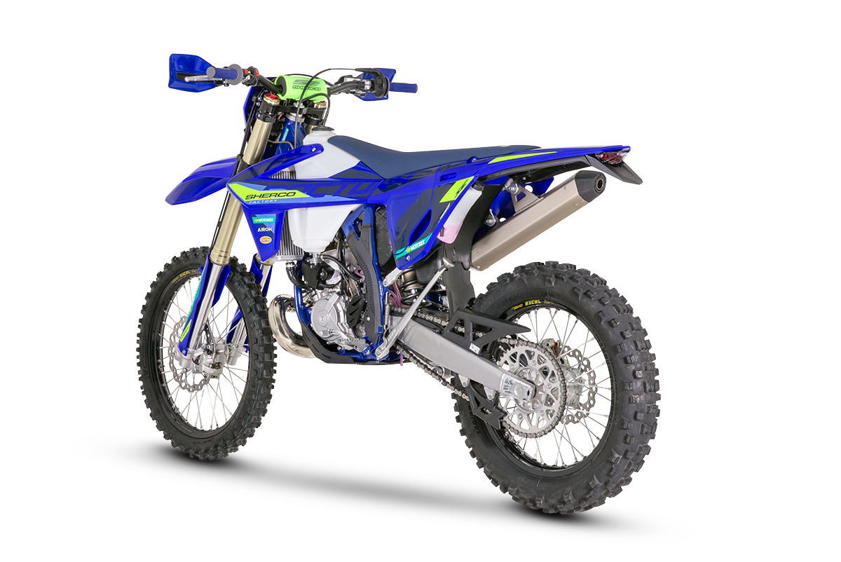 2027 300 SE Factory