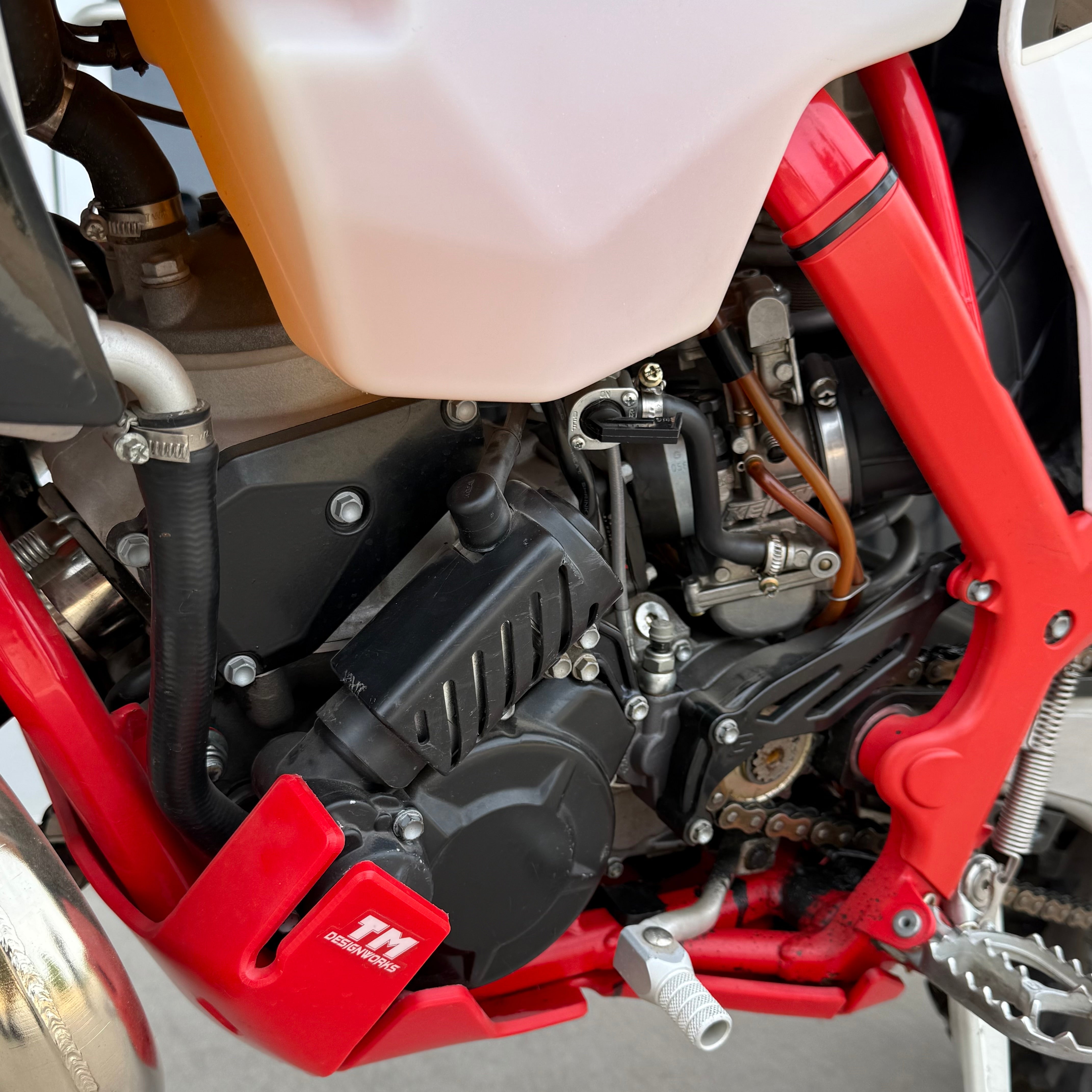 2018 EC 300