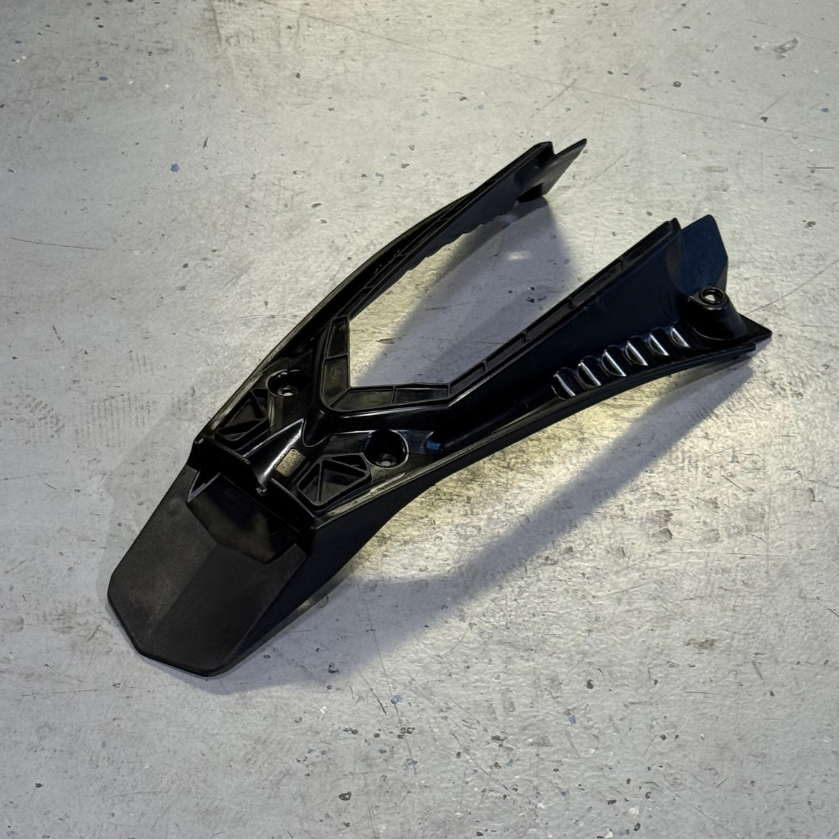 *Used* Tail Light Support