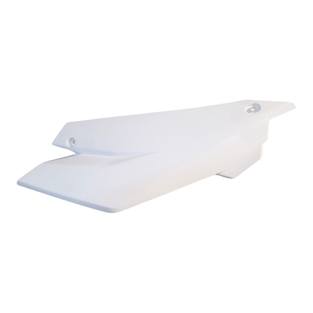 RIGHT SIDE PANEL WHITE - F0B0P02261
