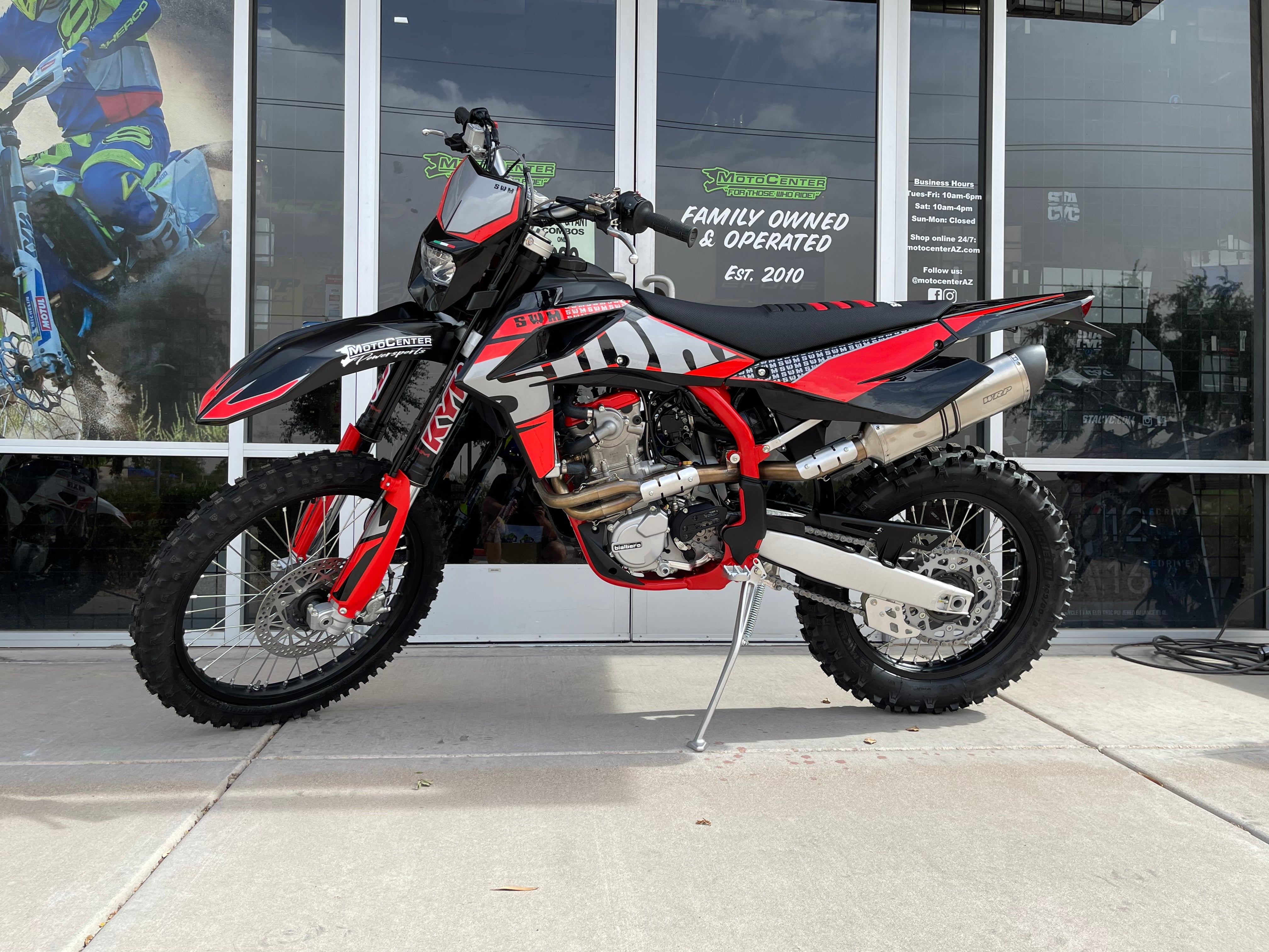 2022 RE500 R